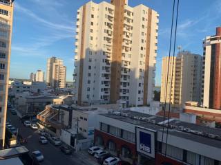 Apartamento na 13 de Julho com 4/4, sendo 1 suíte