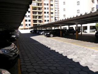 Apartamento na 13 de Julho com 4/4, sendo 1 suíte