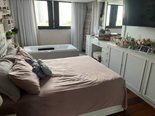 Apartamento na 13 de Julho com 4/4, sendo 1 suíte