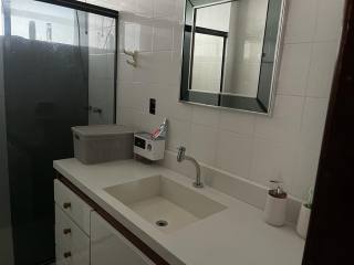 Apartamento na 13 de Julho com 4/4, sendo 1 suíte
