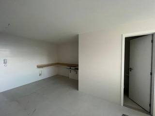 Apartamento com 4 suítes no Jardim Europa
