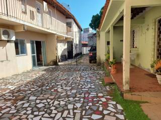 Vendo ou Troca-Casa em boa localização na Atalaia para Comércio ou Residência