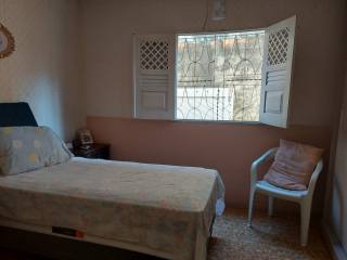 Vendo ou Troca-Casa em boa localização na Atalaia para Comércio ou Residência