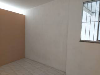 Vendo ou Troca-Casa em boa localização na Atalaia para Comércio ou Residência