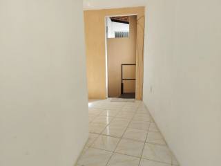 Vendo ou Troca-Casa em boa localização na Atalaia para Comércio ou Residência