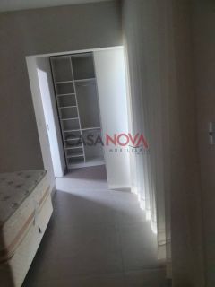 Casa com piscina em boa localização na Coroa do Meio