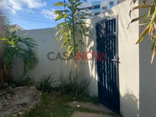 Casa de esquina para comércio em boa localização na Coroa do Meio