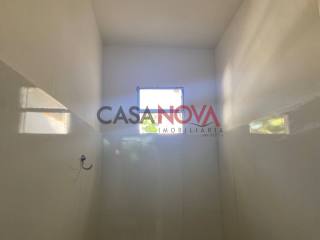 CASA DE ESQUINA EM BOA LOCALIZAÇÃO NA COROA DO MEIO