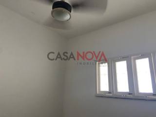 CASA DE ESQUINA EM BOA LOCALIZAÇÃO NA COROA DO MEIO