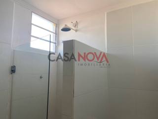 CASA DE ESQUINA EM BOA LOCALIZAÇÃO NA COROA DO MEIO