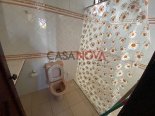 Casa 3/4 com piscina na Coroa do Meio