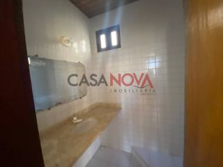 Casa 3/4 com piscina na Coroa do Meio
