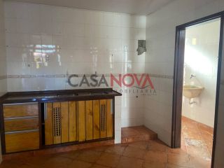 Casa 3/4 com piscina na Coroa do Meio