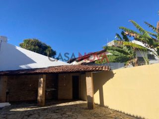 Casa 3/4 com piscina na Coroa do Meio