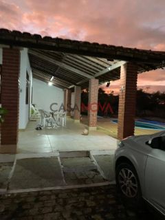 Chácara com piscina e com 4/4 suítes em Estância