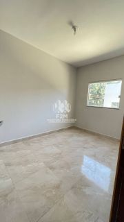 Setor 05, Perto da Upa, 2 Quartos, sala, banheiro social, cozinha, área de serviço externa e uma vaga de garagem numerada!