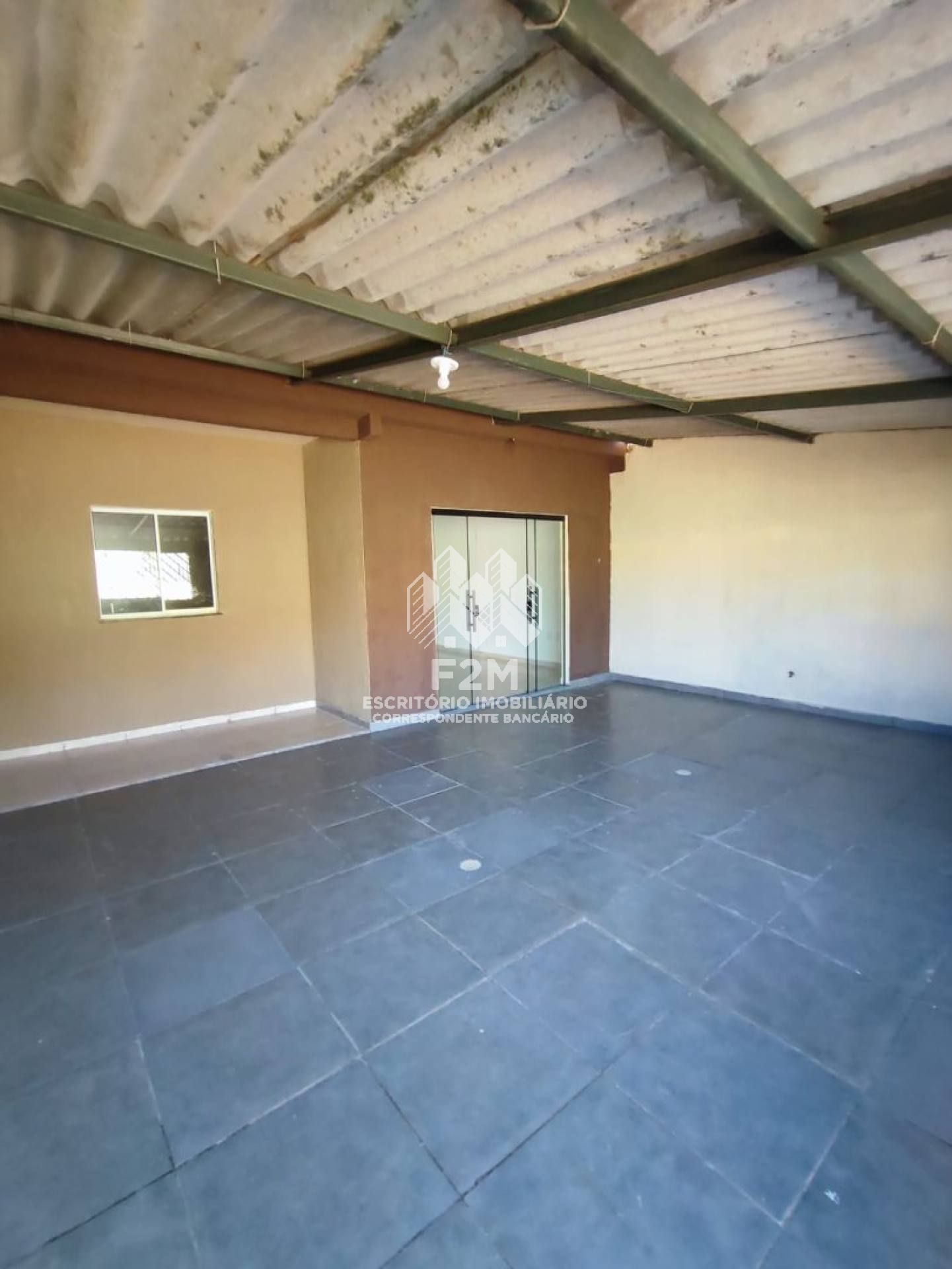 Casa em condomínio no Setor 11, 2 Quartos, sala, banheiro social, cozinha, área de serviço!