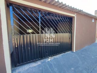 Casa em condomínio no Setor 11, 2 Quartos, sala, banheiro social, cozinha, área de serviço!