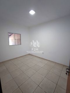 Casa em condomínio no Setor 11, 2 Quartos, sala, banheiro social, cozinha, área de serviço!