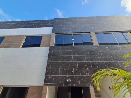 Condomínio de Casa com Piscina Para Vender com 2 quartos no bairro JANGA em Paulista