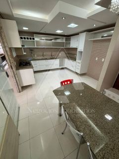 Alugo apartamento com 04 suítes no Edifício Monalisa