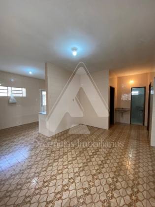 Alugo Casa com área 360m² Monte Santo/ Centro