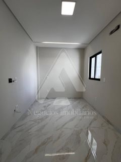 Casa em condomínio à venda