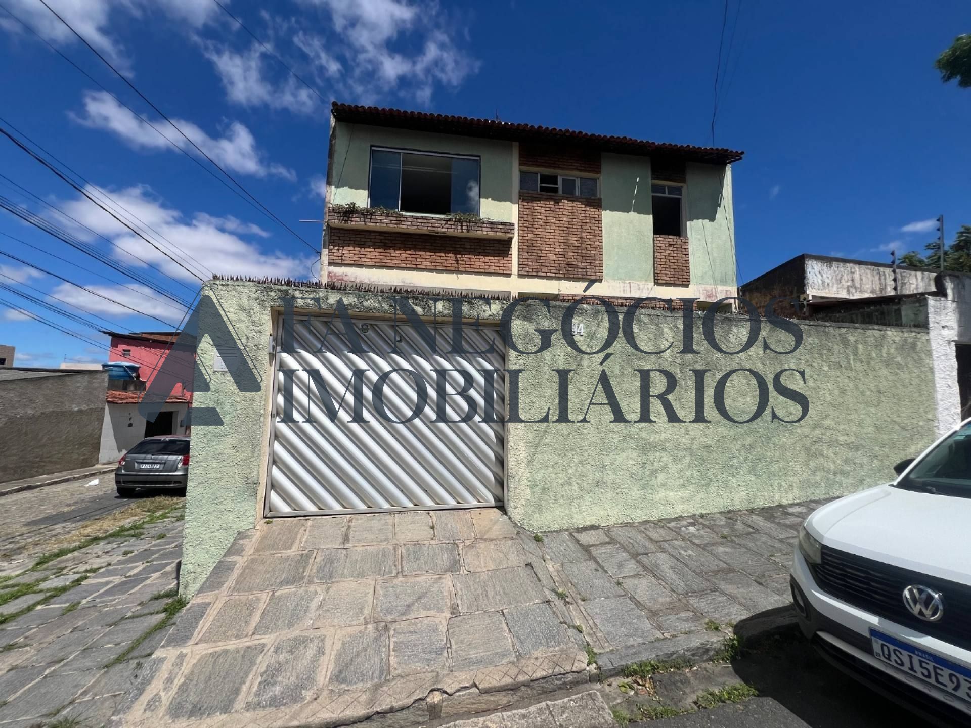 Casa no St Antônio tipo duplex à venda