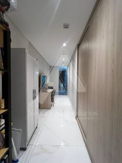Casa Para Vender com 3 quartos 3 suítes no bairro Jardim Tavares em Campina Grande