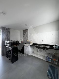 Casa Para Vender com 3 quartos 3 suítes no bairro Jardim Tavares em Campina Grande