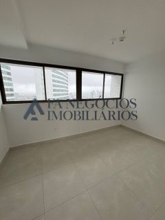 Heron Marinho Business & Living