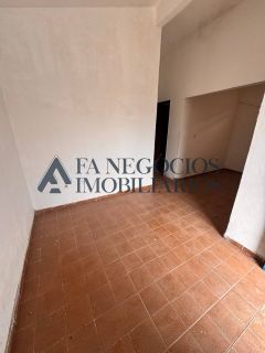 Vendo casa no Tambor.