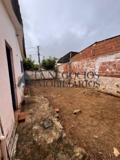 Vendo casa no Tambor.