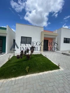 Alugo casa em condomínio