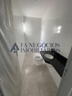 Alugo casa em condomínio