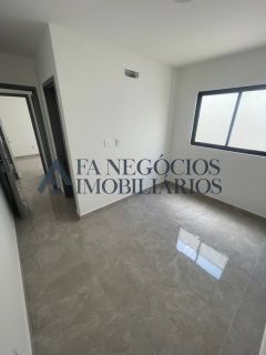 Alugo casa em condomínio