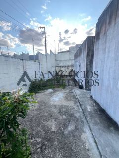 Casa de Esquina à venda no Mirante da Serra