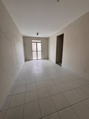 ? Apartamento para Alugar no Catolé – 86m