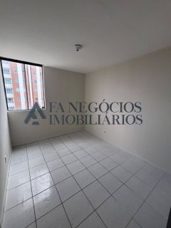 Apartamento com duas vagas de garagem no Catolé