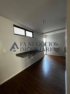 Apartamento com três dormitórios a venda na Prata