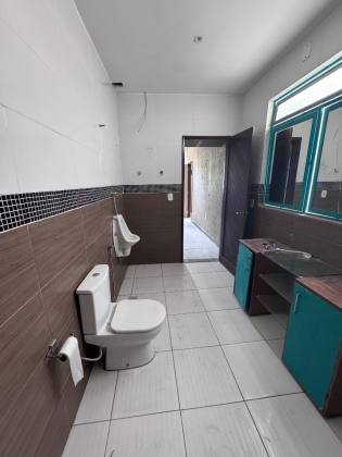 Casa a venda em região central