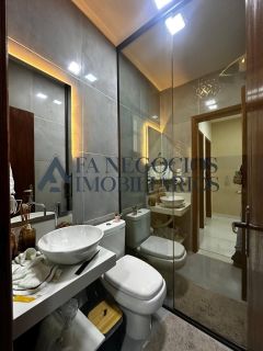 Linda casa no Catolé com piscina e uma área espetacular!