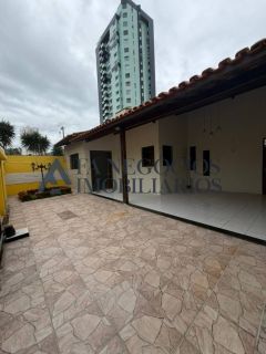 Casa Para Vender com 4 quartos 3 suítes no bairro Mirante em Campina Grande