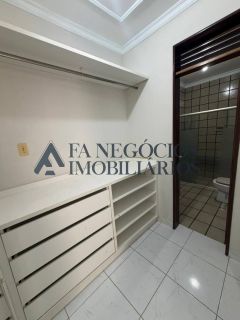 Casa Para Vender com 4 quartos 3 suítes no bairro Mirante em Campina Grande