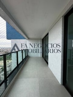 Apartamento Para Vender com 3 suítes no bairro Catolé em Campina Grande