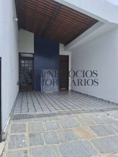 Casa Para Alugar ou Vender com 3 dormitórios no bairro Catolé em Campina Grande