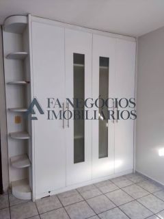 Casa com piscina a venda no Sandra Cavalcante