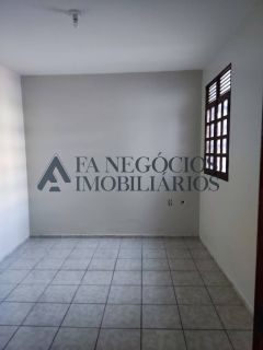 Casa com piscina a venda no Sandra Cavalcante