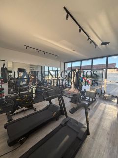 Apartamento de dois quartos com área de lazer completa