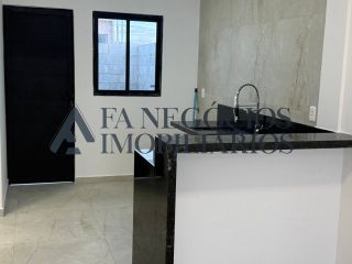 Casa a venda com 03 dormitórios em condomínio fechado
